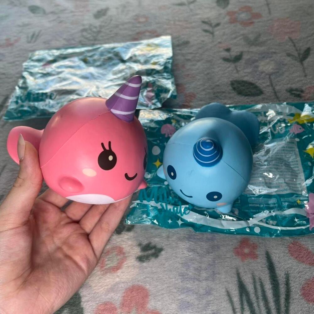 IBLOOM jumbo Millie The Whale and Billie The Whale squishy set